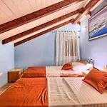 Beachfront House Dalmatino Trogir With Pool On Ciovo Villa