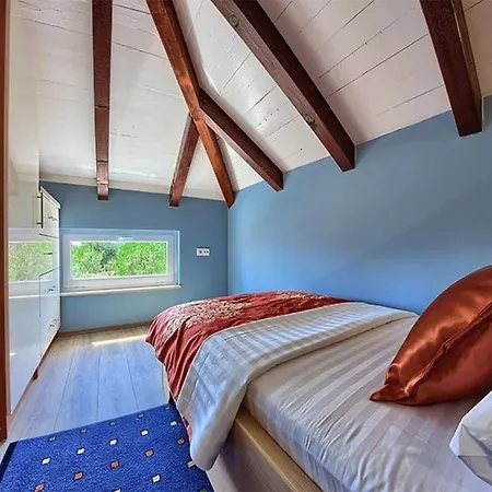 Luxury Beachfront Dalmatino: Private Pool Retreat In *
