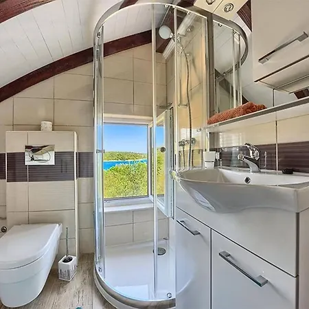 Villa Beachfront House Dalmatino With Pool On Ciovo Trogir