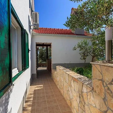 Beachfront House Dalmatino With Pool On Ciovo Villa *