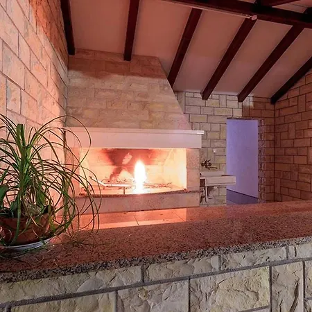Beachfront House Dalmatino With Pool On Ciovo Villa *
