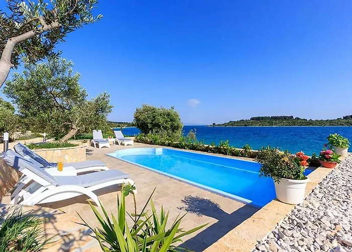 Beachfront House Dalmatino Trogir With Pool On Ciovo Villa *