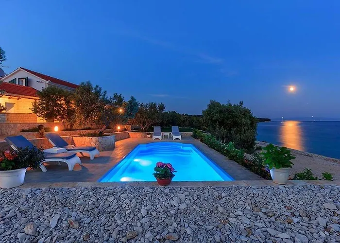 Beachfront House Dalmatino Trogir With Pool On Ciovo Villa *