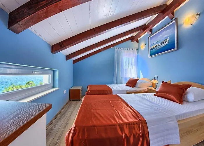 Beachfront House Dalmatino Trogir With Pool On Ciovo Trogir