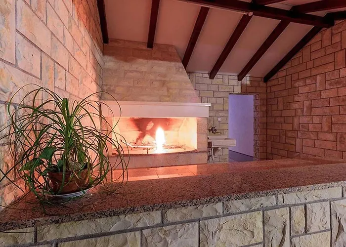 Beachfront House Dalmatino Trogir With Pool On Ciovo Villa *