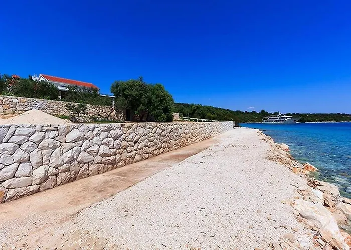 Villa Beachfront House Dalmatino Trogir With Pool On Ciovo Trogir