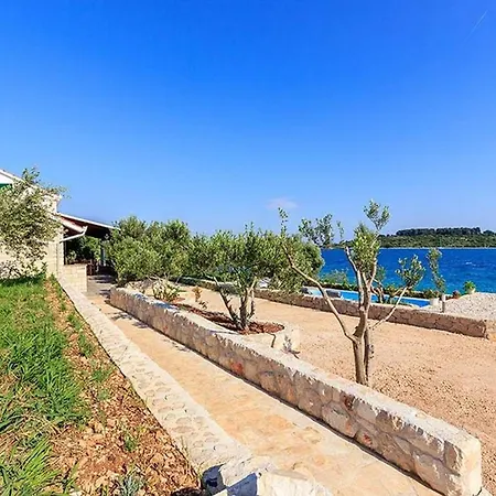 Beachfront House Dalmatino With Pool On Ciovo Villa *